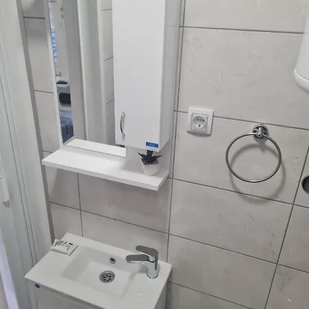 под старой лозой Апарт-отель 3*