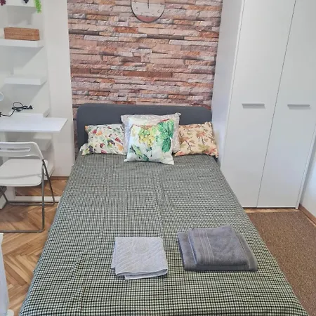 под старой лозой 3* Нови-Сад