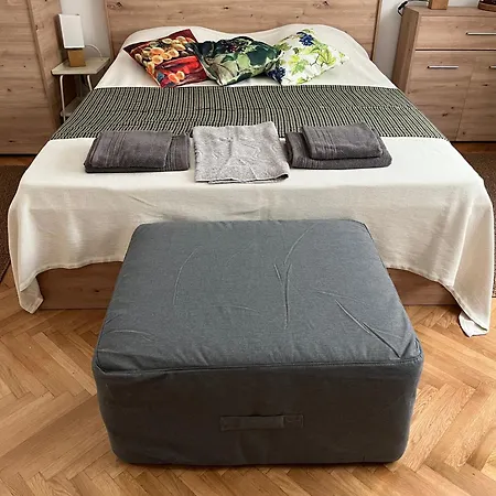 Апарт-отель под старой лозой Нови-Сад